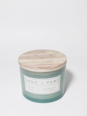 Sand + Paws Ocean Mist 12 oz scented candle
