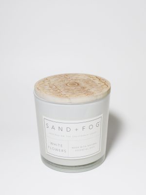 White Flowers 21 oz scented candle